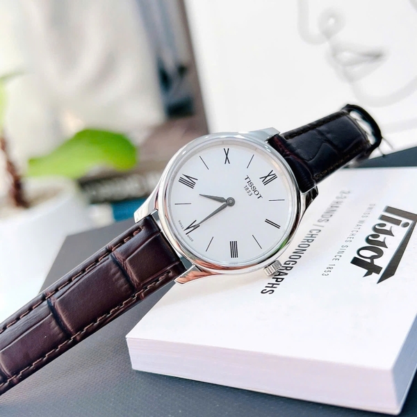 Tissot Quartz Tradition 5.5 Lady T063.209.16.038.00 ( T0632091603800 )