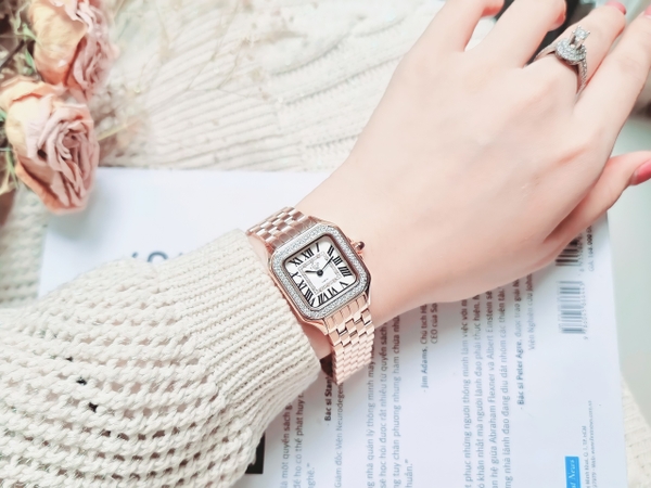 Đồng Hồ Nữ GV2 by Gevril Quartz Milan Diamond Swiss Rose 12111B