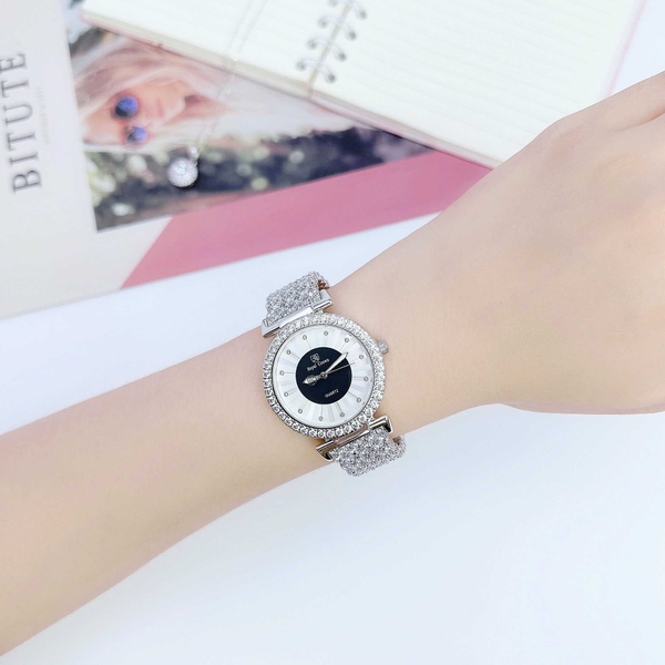 Đồng Hồ Nữ Royal Crown 4611P Dây Sắt Đính Full Đá