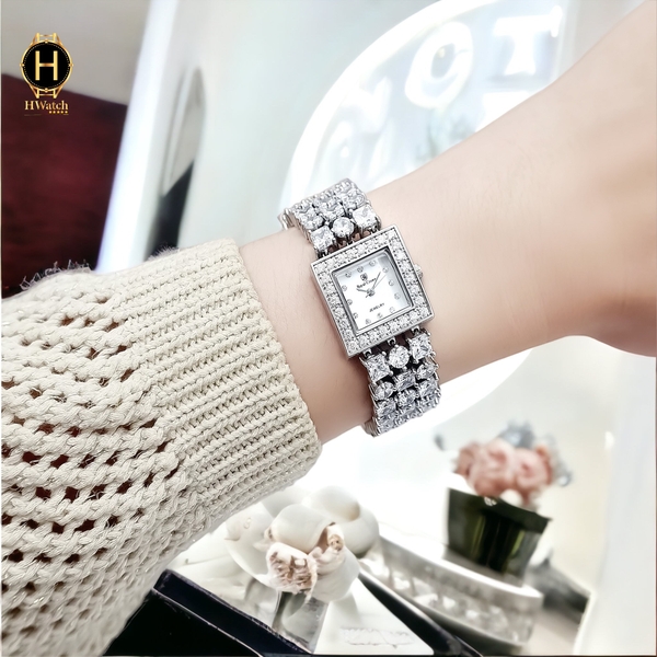 Đồng Hồ Nữ Royal Crown Quartz D8160