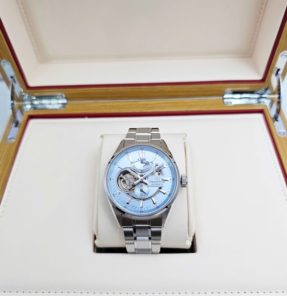 Orient Star Automatic Joker Limited Edition RE-AV0127L00B ( RE-AV0127L ) ( RK-AV0127L ) ( RK-AV0127L00B )
