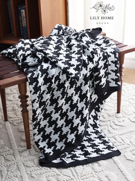 𝑪𝑯𝑨̆𝑵 𝑯𝑶𝑨̣ 𝑻𝑰𝑬̂́𝑻 𝑯𝑶𝑼𝑵𝑫𝑺𝑻𝑶𝑶𝑻𝑯 Đ𝑬𝑵 𝑻𝑹𝑨̆́𝑵𝑮