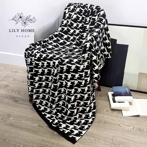 𝑪𝑯𝑨̆𝑵 𝑯𝑶𝑨̣ 𝑻𝑰𝑬̂́𝑻 𝑯𝑶𝑼𝑵𝑫𝑺𝑻𝑶𝑶𝑻𝑯 Đ𝑬𝑵 𝑻𝑹𝑨̆́𝑵𝑮