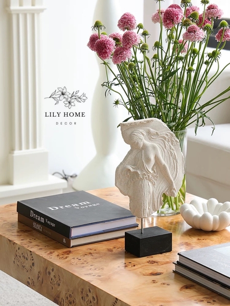 𝑻𝑼̛𝑶̛̣𝑵𝑮 𝑵𝑼̛̃ 𝑻𝑯𝑨̂̀𝑵 𝑻𝑹𝑨𝑵𝑮 𝑻𝑹𝑰́ 𝑵𝑮𝑯𝑬̣̂ 𝑻𝑯𝑼𝑨̣̂𝑻