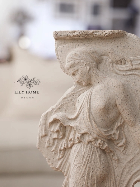 𝑻𝑼̛𝑶̛̣𝑵𝑮 𝑵𝑼̛̃ 𝑻𝑯𝑨̂̀𝑵 𝑻𝑹𝑨𝑵𝑮 𝑻𝑹𝑰́ 𝑵𝑮𝑯𝑬̣̂ 𝑻𝑯𝑼𝑨̣̂𝑻