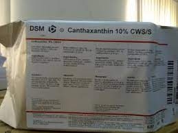 canthanxanthin-10-mau-thuc-pham-tao-mau-cho-tom