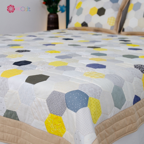 chăn quilt lục giác nắng ban mai