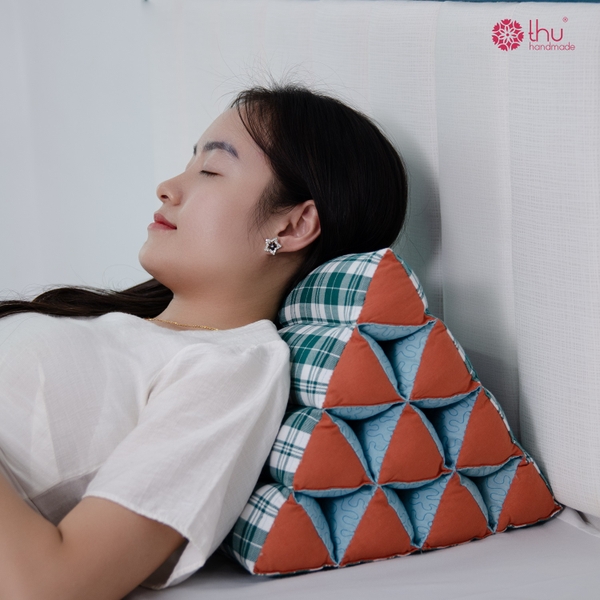 Gối đầu êm ái