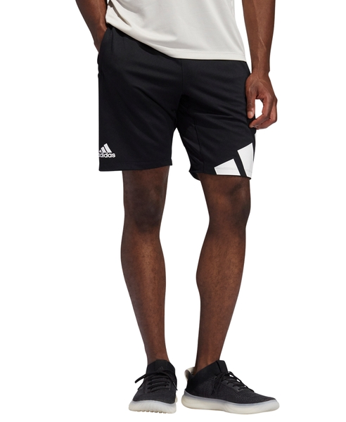 quan-short-adidas-big-logo-3bar