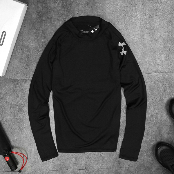 ao-tay-dai-under-armour