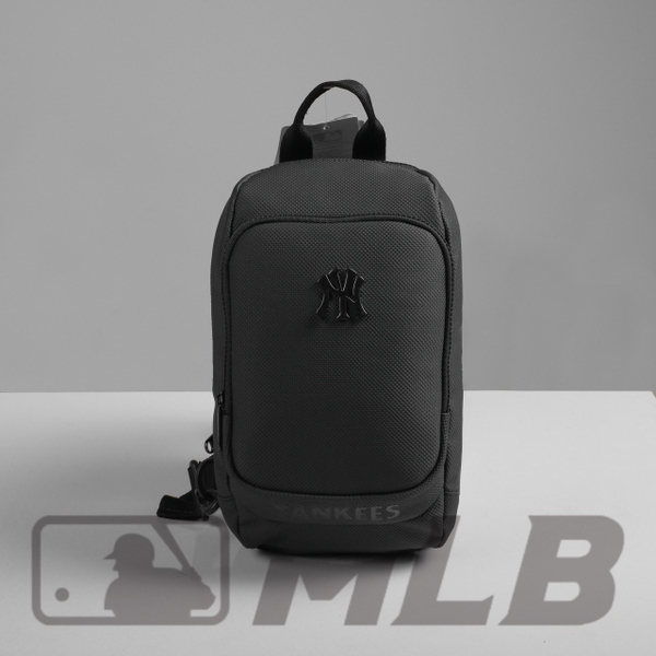 tui-deo-cheo-1-quai-mlb