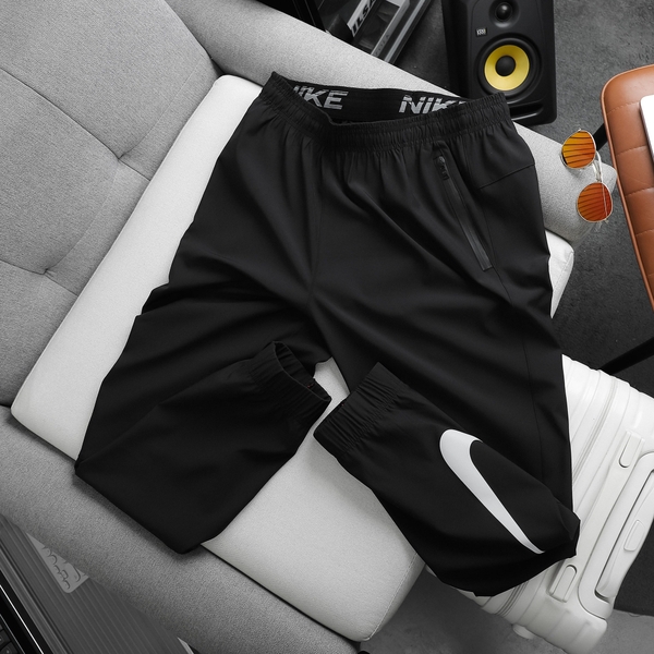 quan-dai-nike-swoosh-logo-training