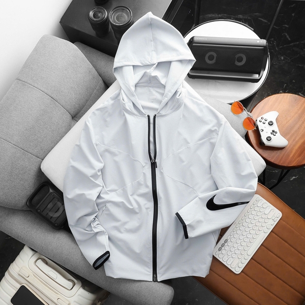 ao-khoac-nike-perform-training