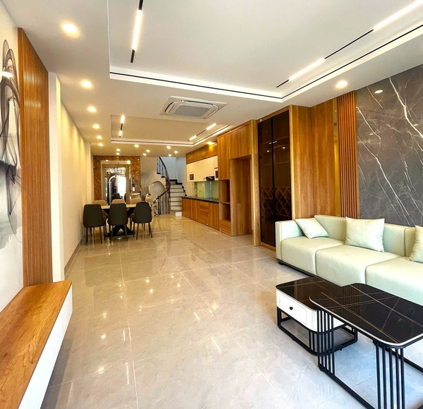 Bán nhà phân lô Thạch Bàn, 7 tầng, DT 56m2, MT 4.1m, có thang máy, gara ô tô, đường 11m