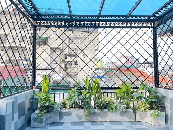 Bán nhà phố Ái Mộ, Bồ Đề, 7 tầng, DT 53m2, MT 3.8m, 4PN, full nội thất, thang máy, gara