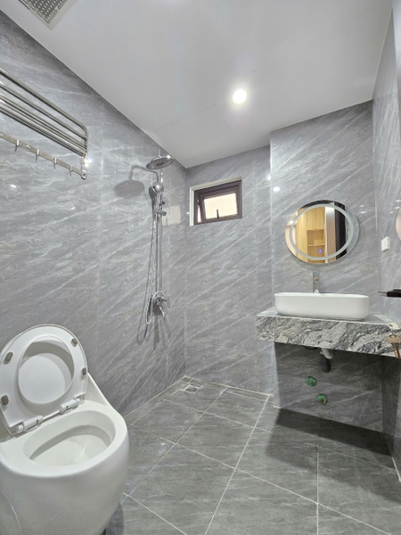 Bán nhà ngõ 66 phố Ngọc Lâm, 6 tầng, DT 39m2, MT 5m, 3PN, có thang máy, 2025