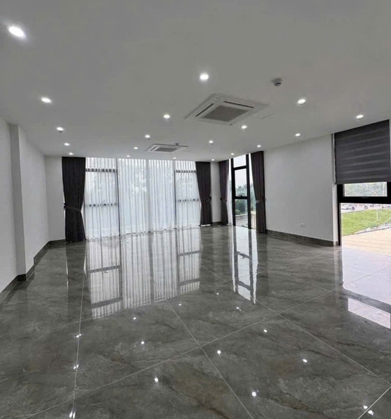 Bán nhà mặt phố khu Tư Đình, 6 tầng, DT 80m2, MT 6.5m, lô góc, tiện kinh doanh, 2026