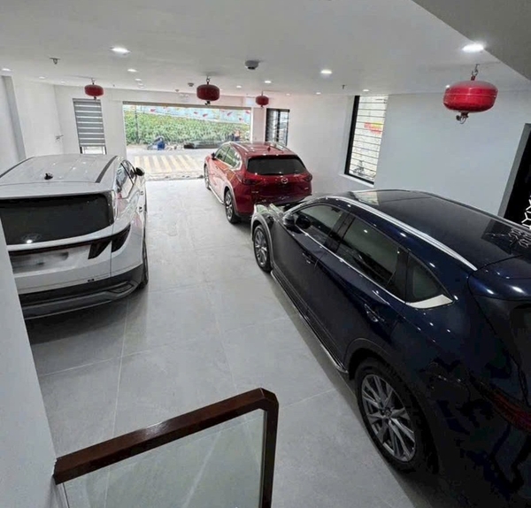 Bán nhà mặt phố khu Tư Đình, 6 tầng, DT 80m2, MT 6.5m, lô góc, tiện kinh doanh, 2026