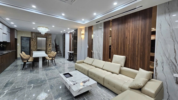 Bán nhà Ngõ 206 Cổ Linh, gần Aeon Mall, 7 tầng, DT 80m2, MT 5m, 4PN, Full nội thất