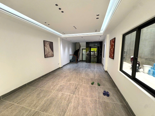 Bán nhà phân lô Nguyễn Văn Cừ, Gia Thụy, 8 tầng, DT 47m2, MT 4m, 4PN, Full nội thất