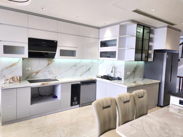 Bán nhà 7 tầng phân lô 918 Phúc Đồng, DT 85m2, MT 5m, 4PN, thang máy, gara ô tô