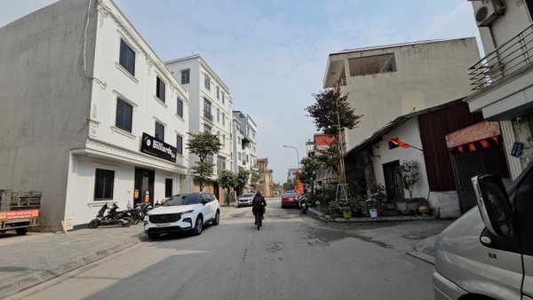 Bán đất mặt ngõ 201 Phúc Lợi, DT 45m2, MT 3.7m, đường 11m, tiện kinh doanh, ĐÃ BÁN