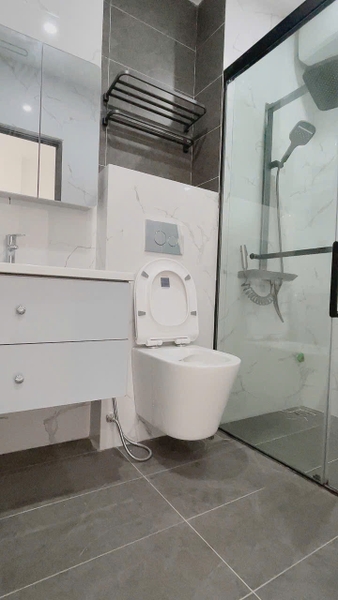 Bán nhà phố Hồng Tiến, Bồ Đề, 7 tầng, DT 68m2, MT 4m, 4PN, thang máy, gara ô tô