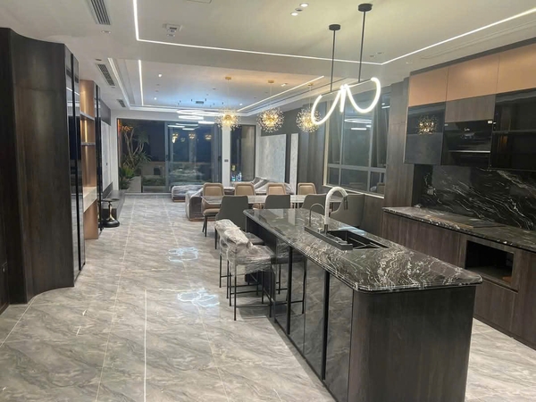 Bán nhà mặt ngõ Nguyễn Văn Cừ, 8 tầng, DT 100m2, MT 5m, có thang máy, ĐÃ BÁN