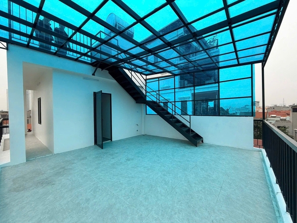 Bán nhà phố Ngọc Trì, Thạch Bàn, 5 tầng, DT 50m2, MT 9.5m, 3PN, có thang máy, 2025