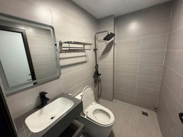 Bán nhà phố Chu Huy Mân, gần Vinschool, 6 tầng, DT 70m2, MT 3.6m, 5PN, full nội thất