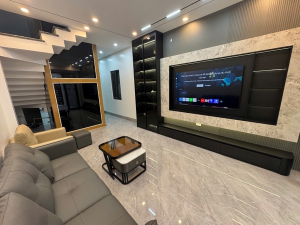 Bán nhà phố Chu Huy Mân, gần Vinschool, 6 tầng, DT 70m2, MT 3.6m, 5PN, full nội thất