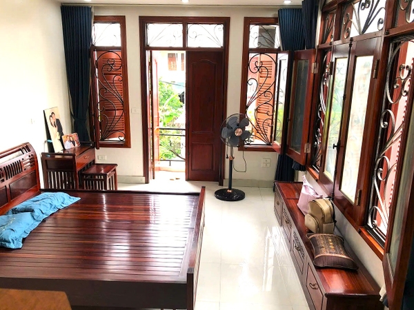 Bán nhà phân lô Cự Khối, 4 tầng, DT 91m2, MT 7m, 3PN, Full nội thất, đường 10m, 2026