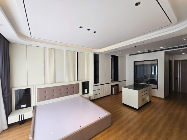 Bán nhà phân lô Ngọc Thụy, 6 tầng, DT 58m2, MT 4.6m, 4PN, full nội thất, tiện kinh doanh