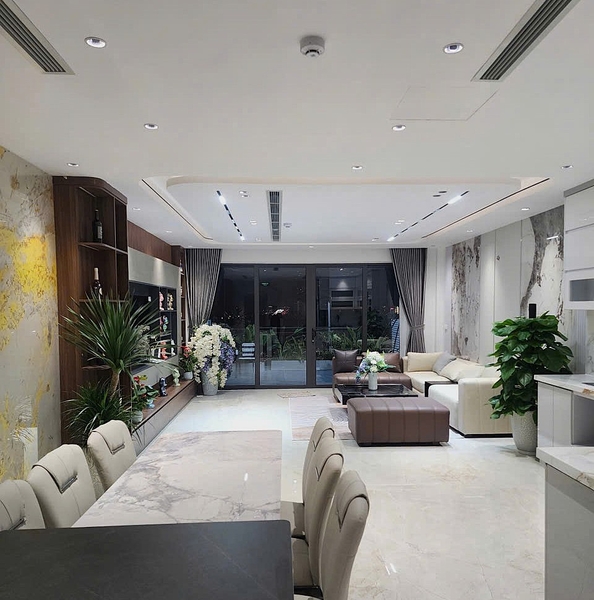 Bán nhà 7 tầng phân lô 918 Phúc Đồng, DT 85m2, MT 5m, 4PN, thang máy, gara ô tô