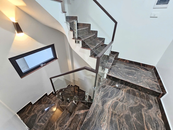 Bán nhà phố Gia Thượng, Ngọc Thụy, 7 tầng, DT 50m2, MT 4.5m, 3PN, SĐCC, ĐÃ BÁN