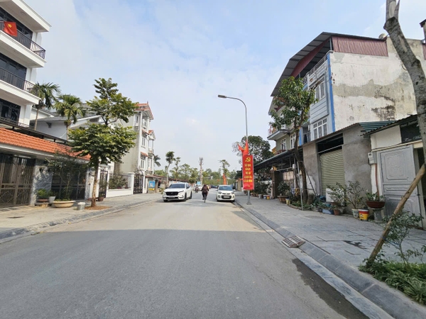 Bán đất mặt ngõ 201 Phúc Lợi, DT 45m2, MT 3.7m, đường 11m, tiện kinh doanh, ĐÃ BÁN