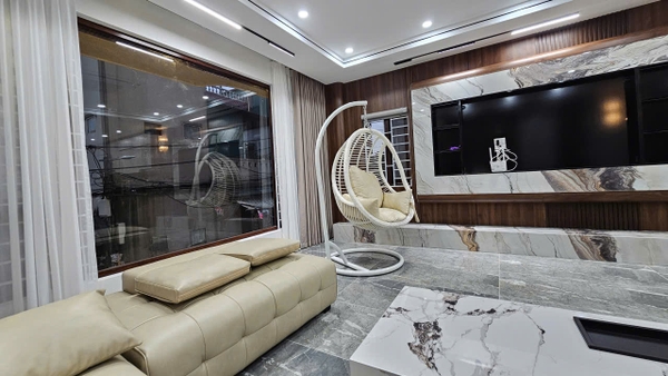 Bán nhà Ngõ 206 Cổ Linh, gần Aeon Mall, 7 tầng, DT 80m2, MT 5m, 4PN, Full nội thất