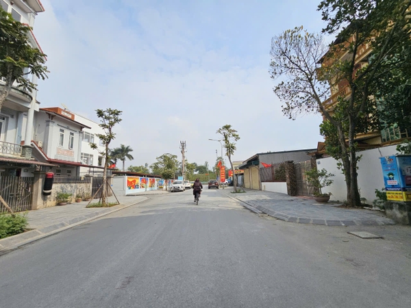 Bán đất mặt ngõ 201 Phúc Lợi, DT 45m2, MT 3.7m, đường 11m, tiện kinh doanh, ĐÃ BÁN