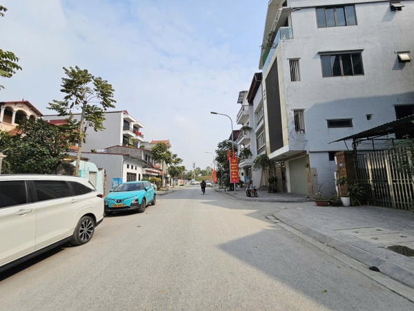 Bán đất mặt ngõ 201 Phúc Lợi, DT 45m2, MT 3.7m, đường 11m, tiện kinh doanh, ĐÃ BÁN