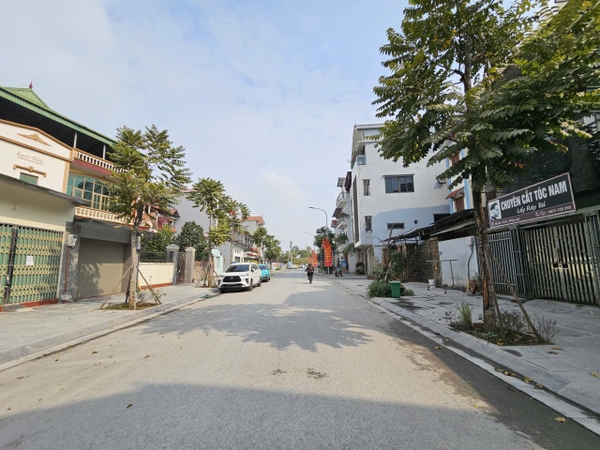 Bán đất mặt ngõ 201 Phúc Lợi, DT 45m2, MT 3.7m, đường 11m, tiện kinh doanh, ĐÃ BÁN