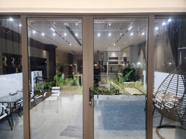 Bán nhà 7 tầng phân lô 918 Phúc Đồng, DT 85m2, MT 5m, 4PN, thang máy, gara ô tô