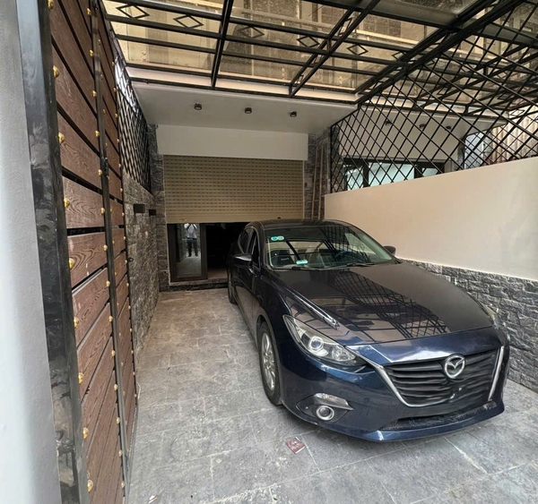 Bán nhà phố Chu Huy Mân, gần Vinschool, 6 tầng, DT 70m2, MT 3.6m, 5PN, full nội thất