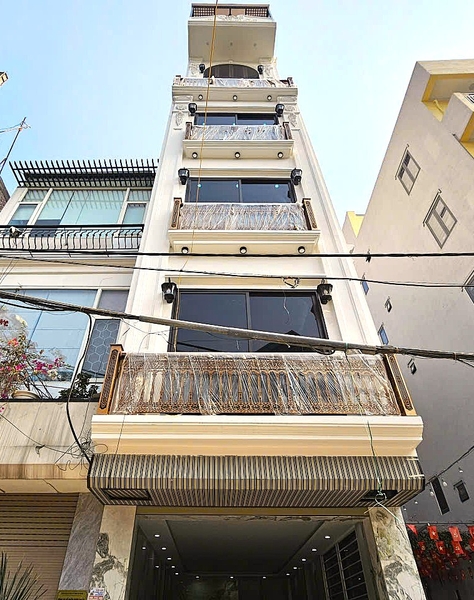 Bán nhà phân lô phố Cổ Linh, Thạch Bàn, 7 tầng, DT 40m2, MT 3.8m, 4PN, tiện kinh doanh