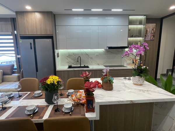 Bán nhà phố Vũ Đức Thận, Việt Hưng, 6 tầng, DT 50m2, MT 4m, có thang máy, ĐÃ BÁN