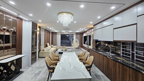 Bán nhà Ngõ 206 Cổ Linh, gần Aeon Mall, 7 tầng, DT 80m2, MT 5m, 4PN, Full nội thất