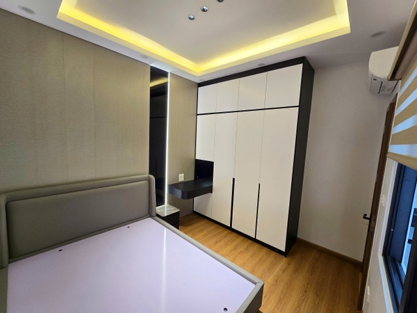 Bán nhà phân lô Ngọc Thụy, 6 tầng, DT 58m2, MT 4.6m, 4PN, full nội thất, tiện kinh doanh