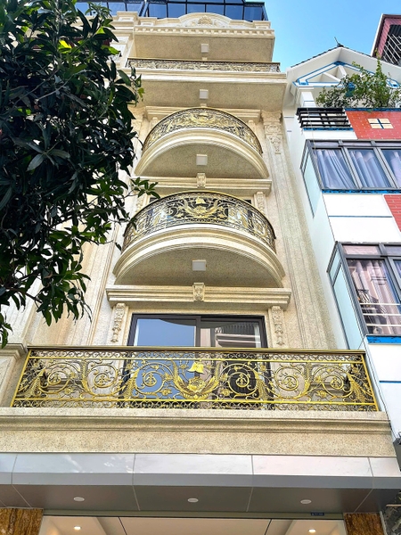Bán nhà phân lô Thạch Bàn, 7 tầng, DT 56m2, MT 4.1m, có thang máy, gara ô tô, đường 11m