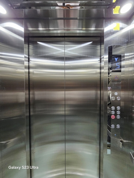 Bán nhà phố Cổ Linh, Thạch Bàn, Nhà 6 tầng, DT 50m2, MT 4.5m, có thang máy, gara ô tô