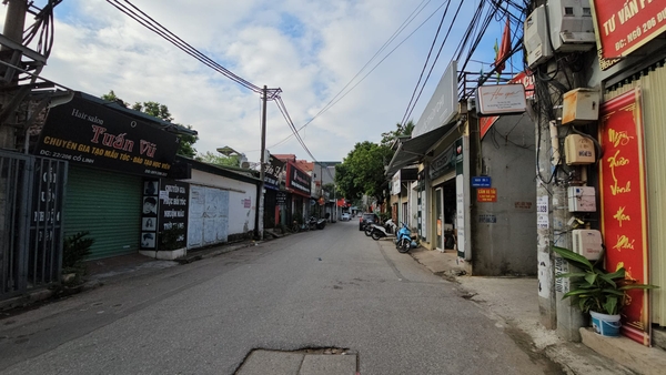 Bán đất Ngõ 206 phố Cổ Linh, gần Aeon Mall, DT 67m2, MT 5.1m, ô tô đỗ cửa, 2024