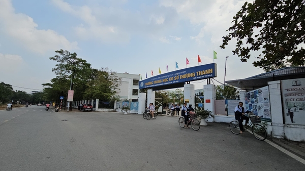 Bán đất đấu giá Thượng Thanh, gần Trường Lý Thượng Kiệt, DT 240m2, MT 12m, đường 13m,